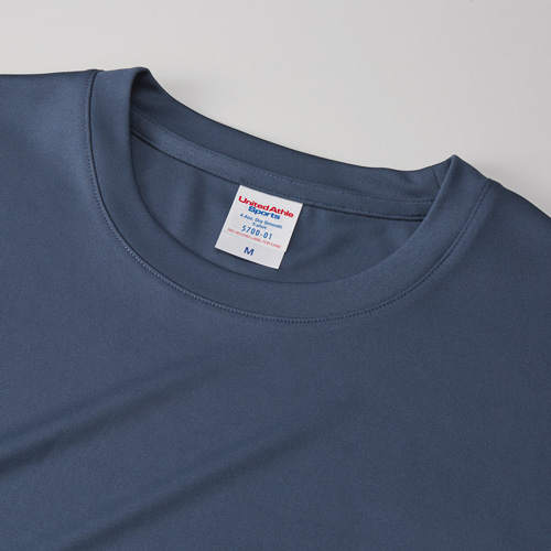 4.4オンス ドライスムースリサイクルポリエステルTシャツ