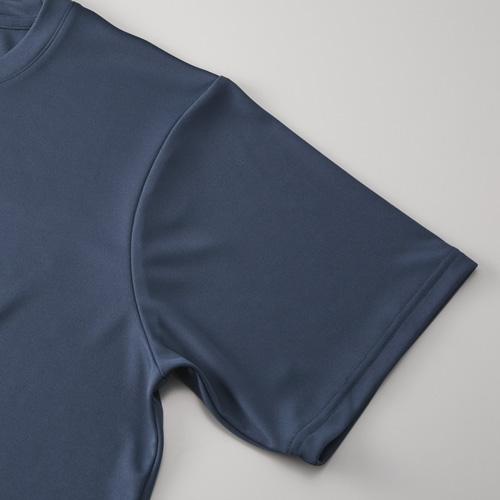4.4オンス ドライスムースリサイクルポリエステルTシャツ